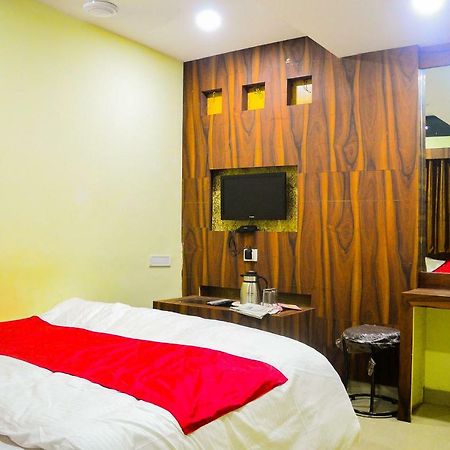 Hotel Kalash Удджайн Екстер'єр фото
