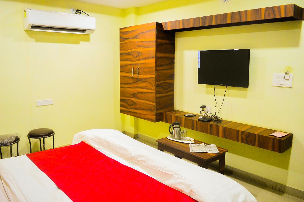 Hotel Kalash Удджайн Екстер'єр фото